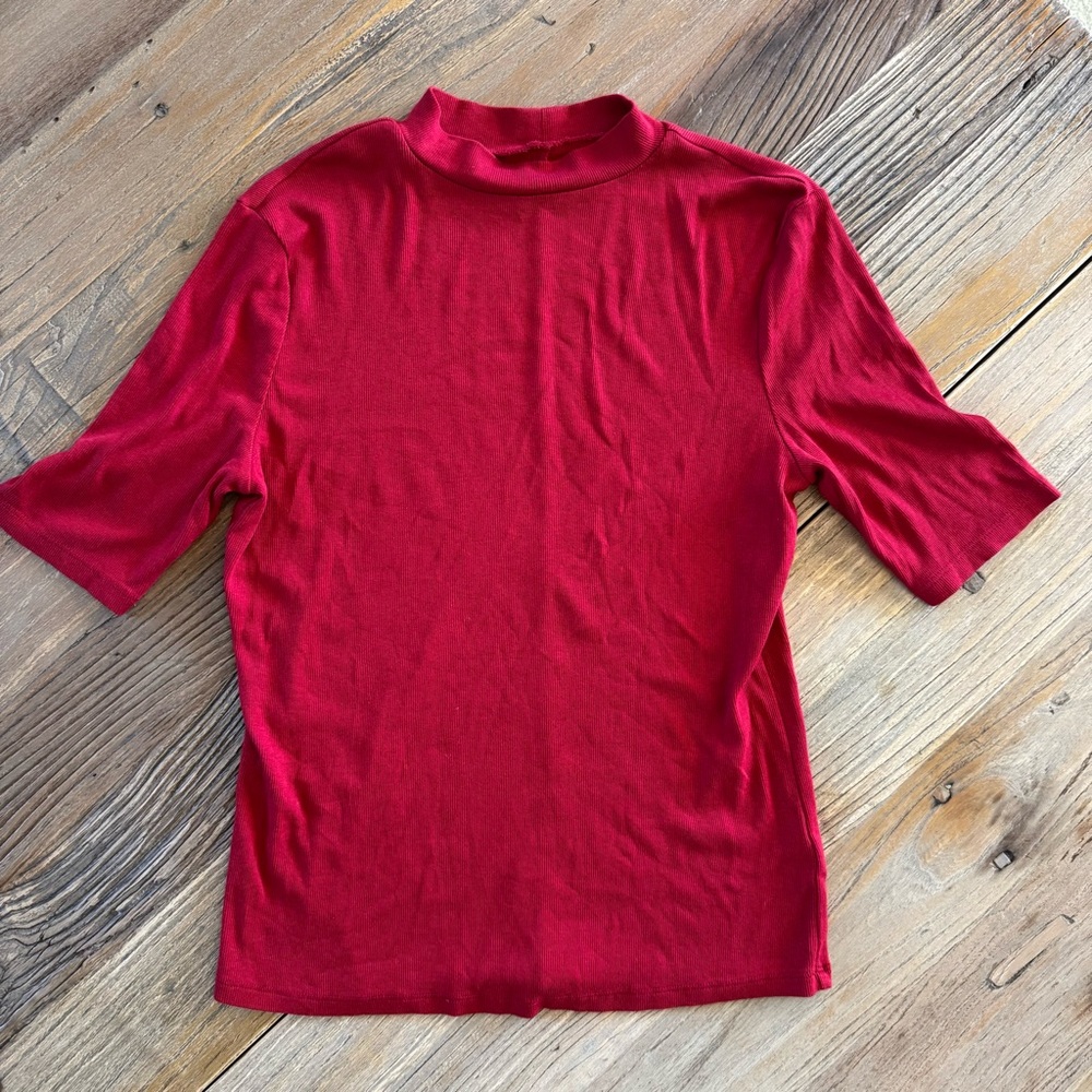 A New Day Red Fitted Mandarin Collar Short Sleeve Tee